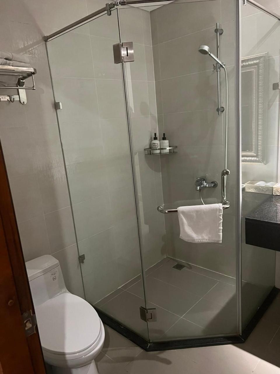 Galaxy Airport Hotel 호치민 외부 사진